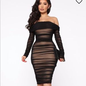 Ready In A Ruched Off Shoulder Midi Dress - Black